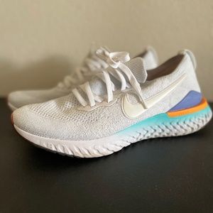 Nike Epic React Flyknit 2